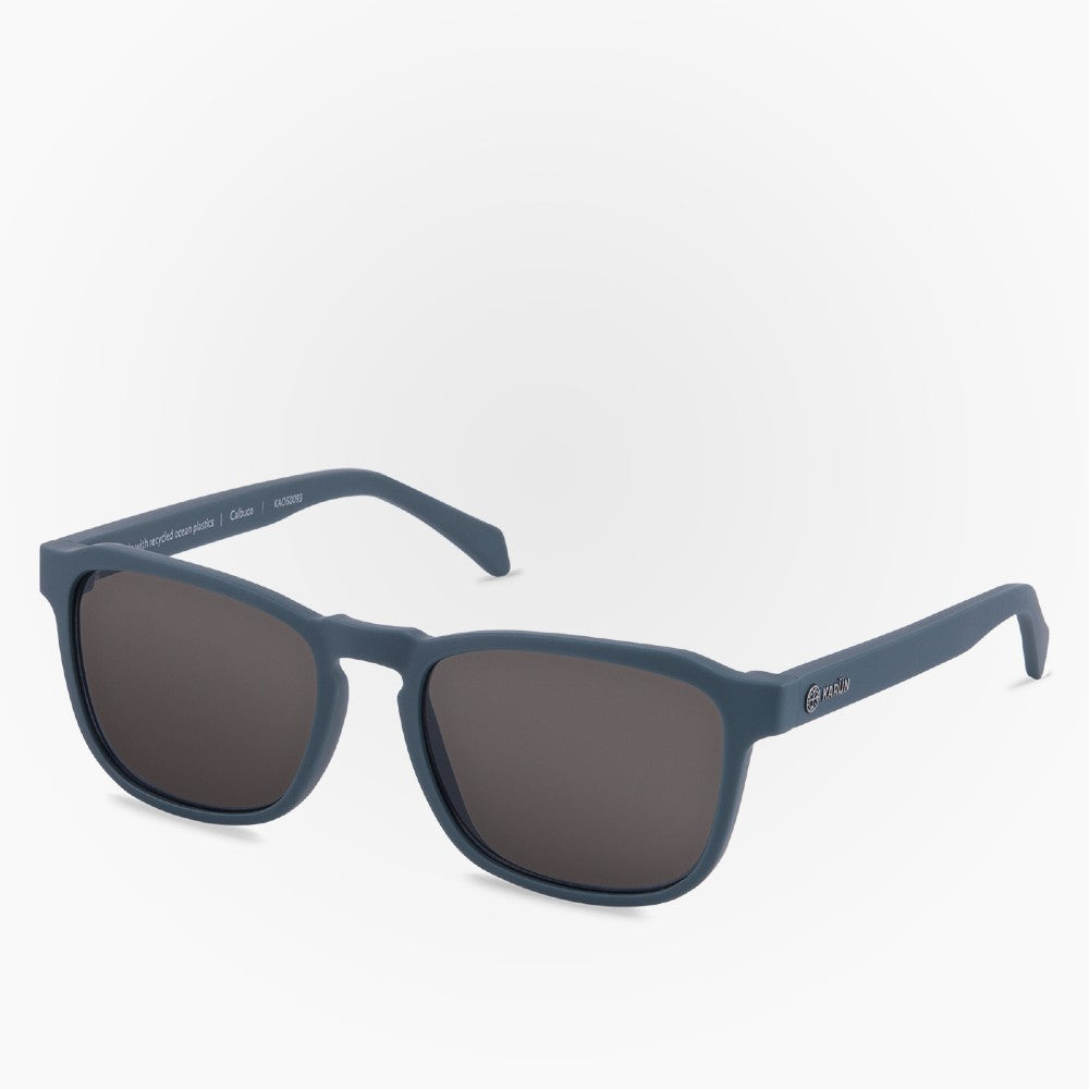 Side view of the Sunglasses Calbuco Karun color Blue made with ECONYL® regenerated nylon