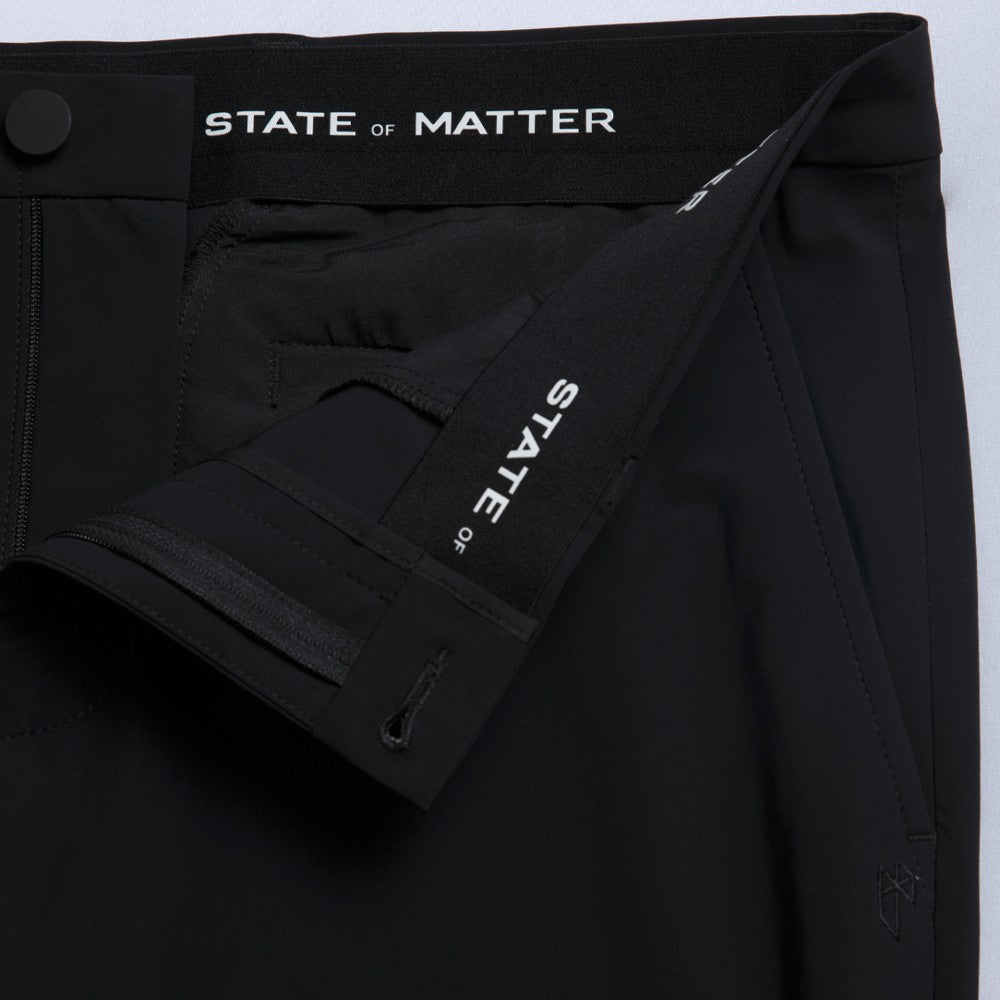 Detail of The Triton Pant State Of Matter color Black made with ECONYL® regenerated nylon