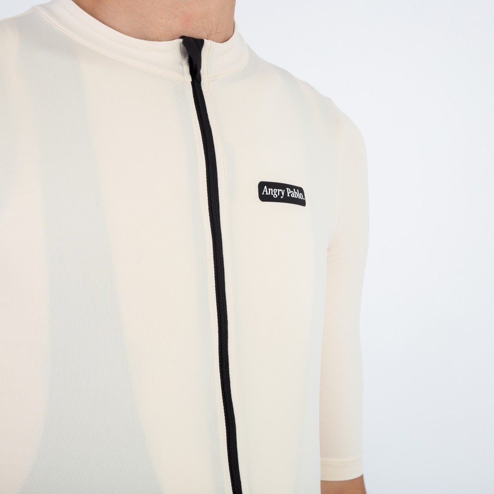Detail of the Angry Pablo EarthTone Riding Jersey color Chalk made with ECONYL® regenerated nylon