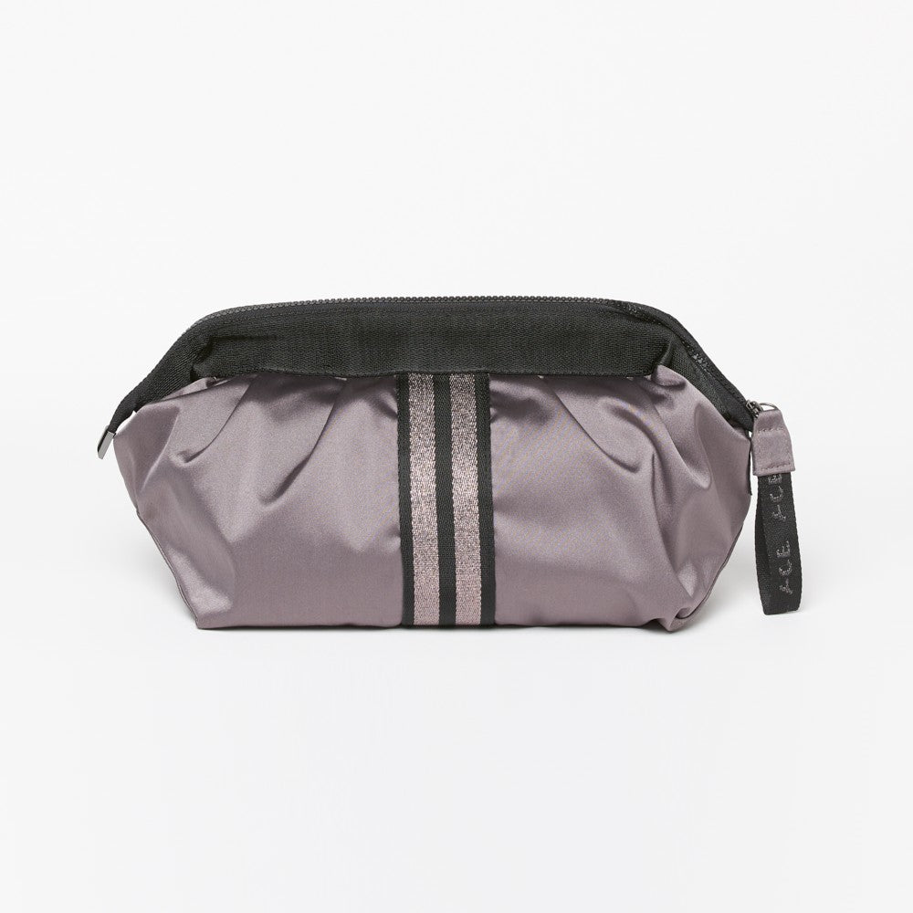 ACE Cosmetic Bag color Mauve made with ECONYL® regenerated nylon