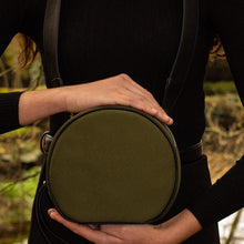 Load image into Gallery viewer, The Gallery Messenger bag aoife® color Military green made with ECONYL® regenerated nylon
