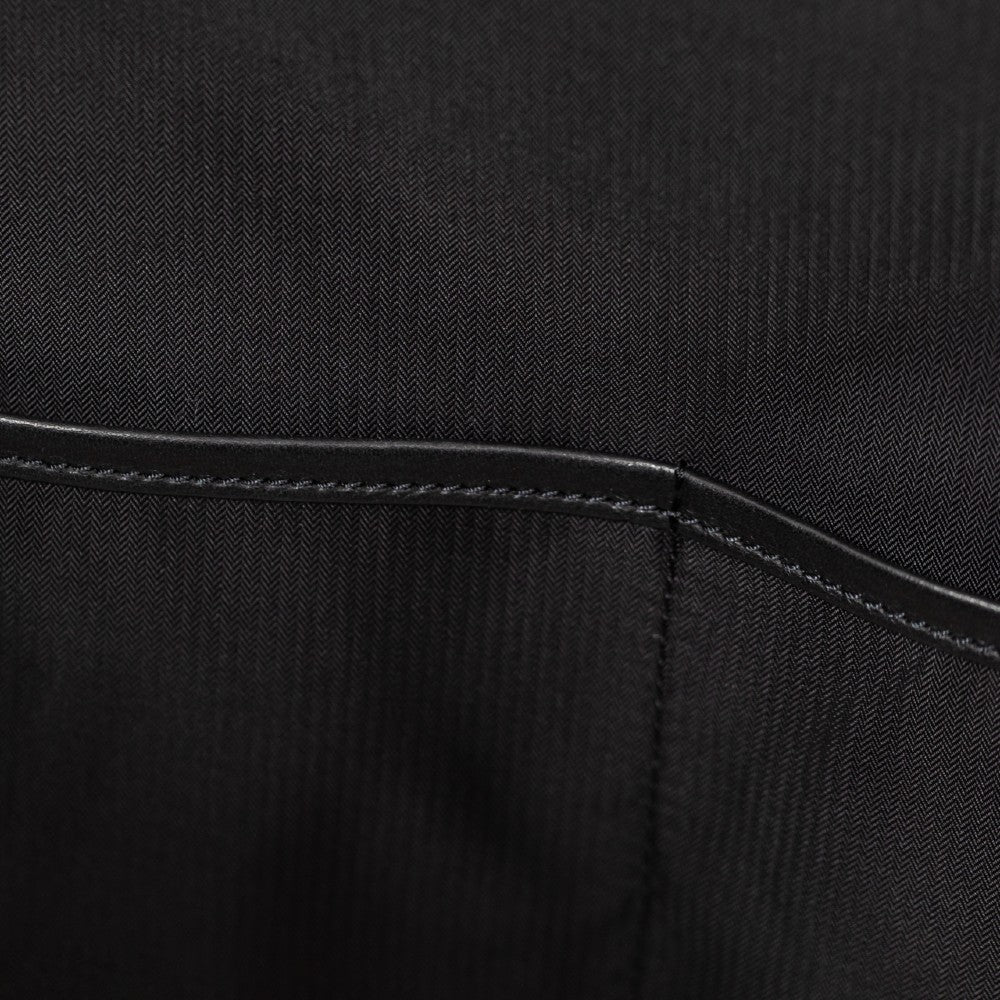 Detail of The Gallery Tote To Backpack aoife® color Black made with ECONYL® regenerated nylon