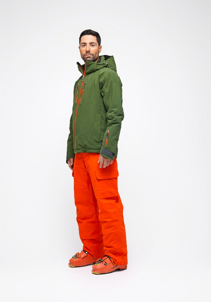Man wearing the Snowbird Jacket Hey Sport color Military Green made with ECONYL® regenerated nylon
